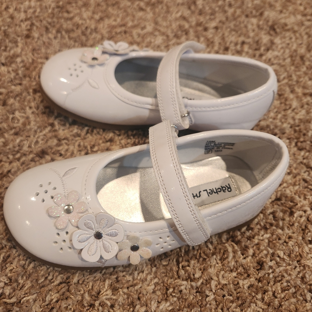 Girl shoes